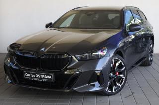 BMW 550e xDrive Touring