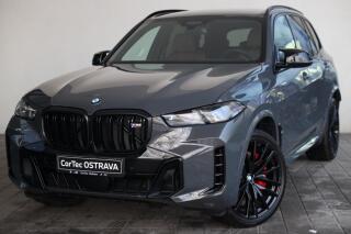 BMW X5 M60i