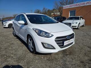 Hyundai i30 1.6 CRDi ,nov� CZ ,serviska