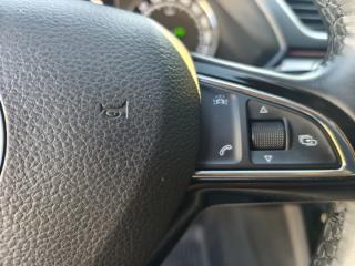 Škoda Superb 2.0 TDI Style 4x4 DSG - náhled 17