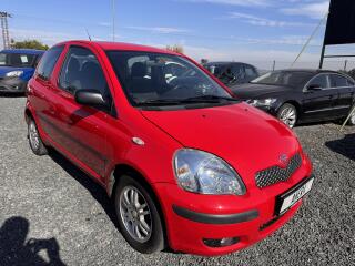 Toyota Yaris 1.0 VVTi,48 kW,98 tis km,1.Maj