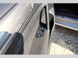 Volkswagen Golf Variant (2015) ALLTRACK 2,0 TDI 135 kW - náhled 29
