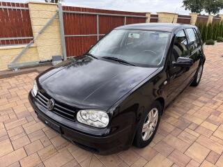 Volkswagen Golf IV 1.4i 55Kw Special - Ta�n�