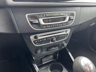 Renault Mégane 1,4Tce Combi BOSE - náhled 14