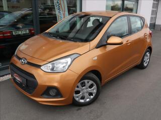 Hyundai i10 1.0 i,48kW,Nov��R,klima,tempom