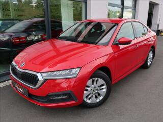�koda Octavia 1.5 TSi,110kW,1maj�R,Serv.,DPH