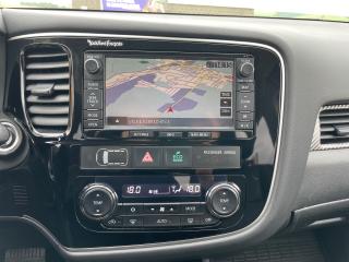 Mitsubishi Outlander (2014) 2,2 DI-D 7 míst - náhled 14