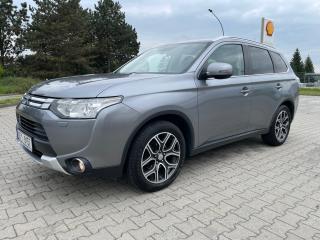 Mitsubishi Outlander (2014) 2,2 DI-D 7 míst - náhled 2