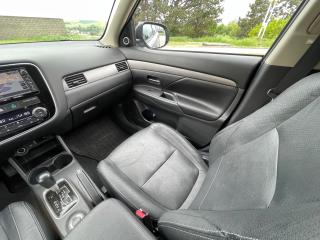Mitsubishi Outlander (2014) 2,2 DI-D 7 míst - náhled 10