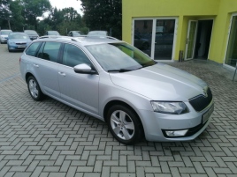 koda Octavia 1.2TSi 1.MAJ NAVI VYH.SEDADLA