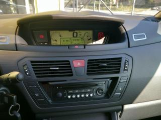 Citroën C4 Picasso (2012) 1,6i ČR 113t.KM! PRAV.SERVIS ! - náhled 25