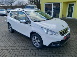 Peugeot 2008 1.6HDi STYLE NAVI VYH�.SED.