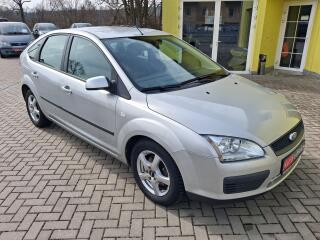 Ford Focus 1.6i 74kw  KLIMA  2xKOLA 