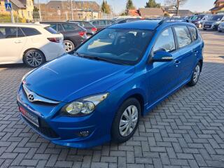 Hyundai i30 1.4i KLIMA VYH�.SED, 2xKOLA