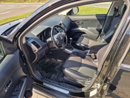 Mitsubishi Outlander 2.2 INTENSE PLUS - náhled 10