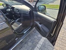 Mitsubishi Outlander 2.2 INTENSE PLUS - náhled 14