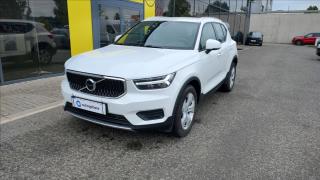 Volvo XC40 2.0   B4 Momentum AT FWD