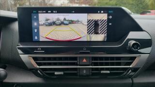 Citroën C4 1,2   96 kw MAX - náhled 17