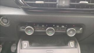 Citroën C4 1,2   96 kw MAX - náhled 7