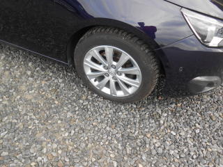 Peugeot 308 1,6  NAVI,KAMERA.FULL LED - náhled 13