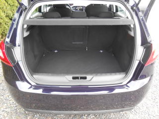 Peugeot 308 1,6  NAVI,KAMERA.FULL LED - náhled 21