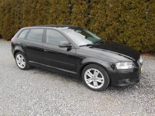 Audi A3 2.0TDi, Aut.KLIMA,Ta�n�