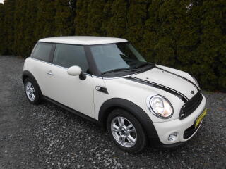Mini One 1.6i, KLIMA,110TKM