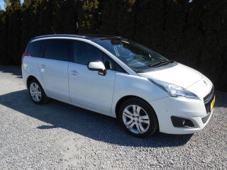 Peugeot 5008 88KW,NAVI,PANORAMA,AUTOMAT