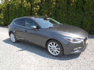 Mazda 3 2.0,FULL LED,KAMERA,head-up