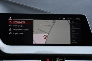 BMW Řada 2 218d LED HUD CARPLAY 1M ČR - náhled 28