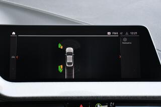 BMW Řada 2 218d LED HUD CARPLAY 1M ČR - náhled 34