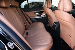 Mercedes-Benz Třídy E 200 4M ZÁRUKA HUD 1M ČR - náhled 24