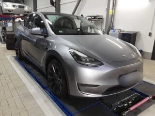 Tesla Model Y Long Range AWD 378kw