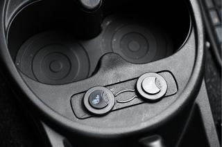 Fiat 500 1.0 51kW HYBRID 2xPNEU 1M ČR - náhled 28