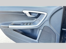 Volvo V60 (2016) D4 CROSSCOUNTRY 140KW AUTOMAT - náhled 14