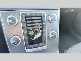 Volvo V60 (2016) D4 CROSSCOUNTRY 140KW AUTOMAT - náhled 20