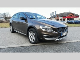 Volvo V60 (2016) D4 CROSSCOUNTRY 140KW AUTOMAT - náhled 4