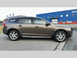 Volvo V60 (2016) D4 CROSSCOUNTRY 140KW AUTOMAT - náhled 5