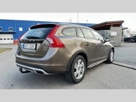 Volvo V60 (2016) D4 CROSSCOUNTRY 140KW AUTOMAT - náhled 6