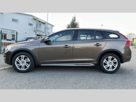 Volvo V60 (2016) D4 CROSSCOUNTRY 140KW AUTOMAT - náhled 9