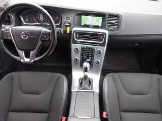 Volvo S60 (2017) 2.0 D4 147kW AUT -NOVÉ V ČR - náhled 11