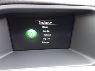 Volvo S60 (2017) 2.0 D4 147kW AUT -NOVÉ V ČR - náhled 16