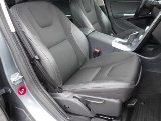 Volvo S60 (2017) 2.0 D4 147kW AUT -NOVÉ V ČR - náhled 26