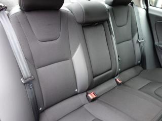 Volvo S60 (2017) 2.0 D4 147kW AUT -NOVÉ V ČR - náhled 29