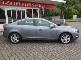 Volvo S60 (2017) 2.0 D4 147kW AUT -NOVÉ V ČR - náhled 9