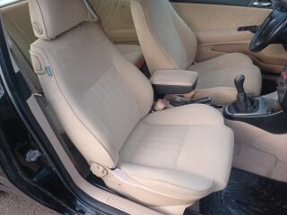 Alfa Romeo 147 1.6i 77kW - náhled 12