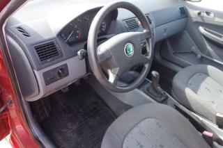 Škoda Fabia 1,4 i 50kW - náhled 11