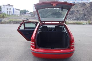 Škoda Fabia 1,4 i 50kW - náhled 14