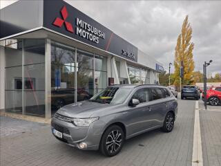 Mitsubishi Outlander 2.0 Plug-in HYBRID  4x4 INTENS