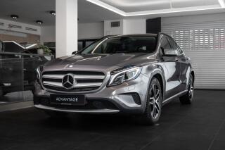 Mercedes-Benz GLA d 4MATIC Vyh��van� sedadla/Par